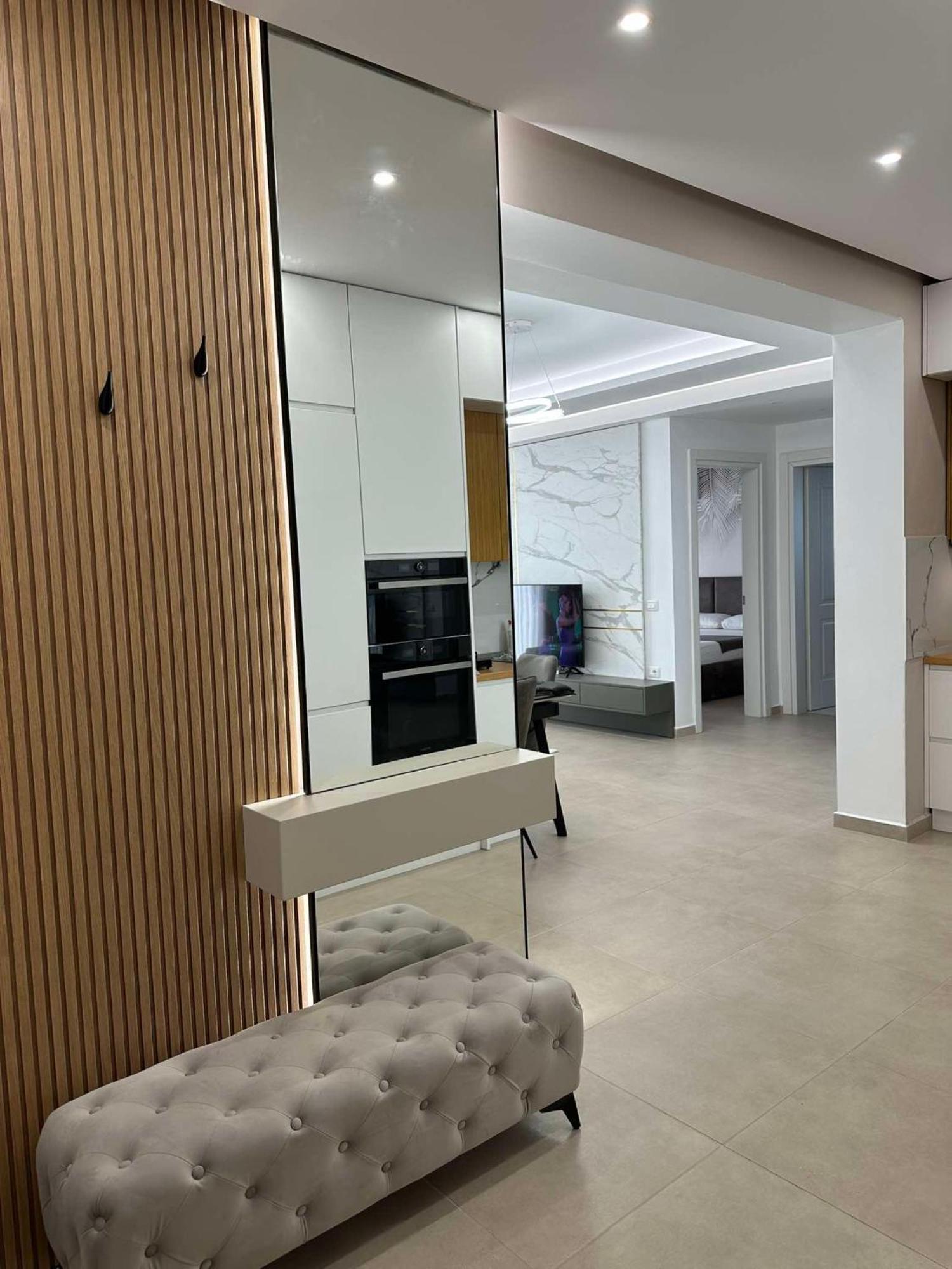 Sea View Apartment Luxury Vlorë Eksteriør billede